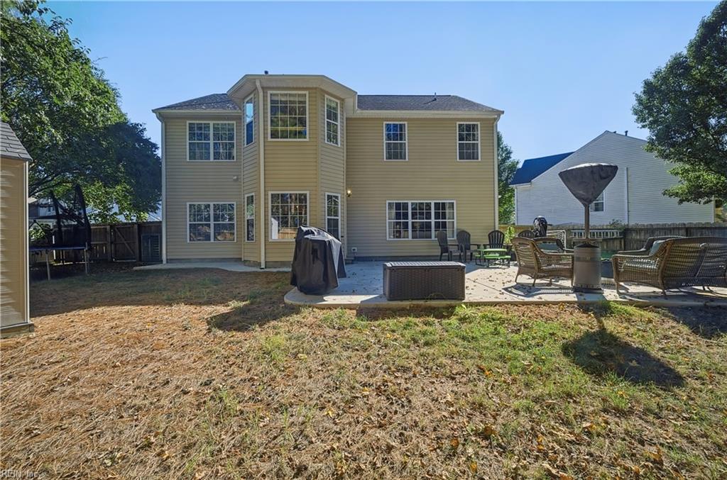 2045 Gravenhurst Dr Property Photo 45