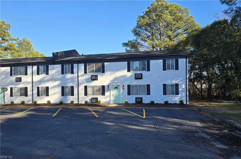 410 Bosley Ave Property Photo 1