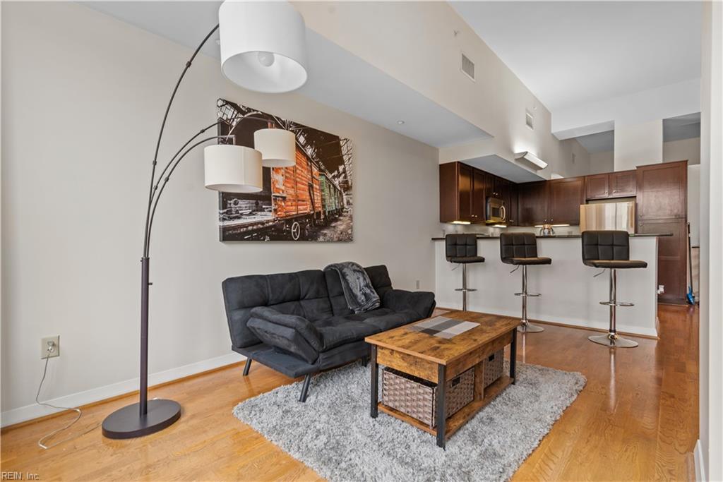 237 Granby St Property Photo 13