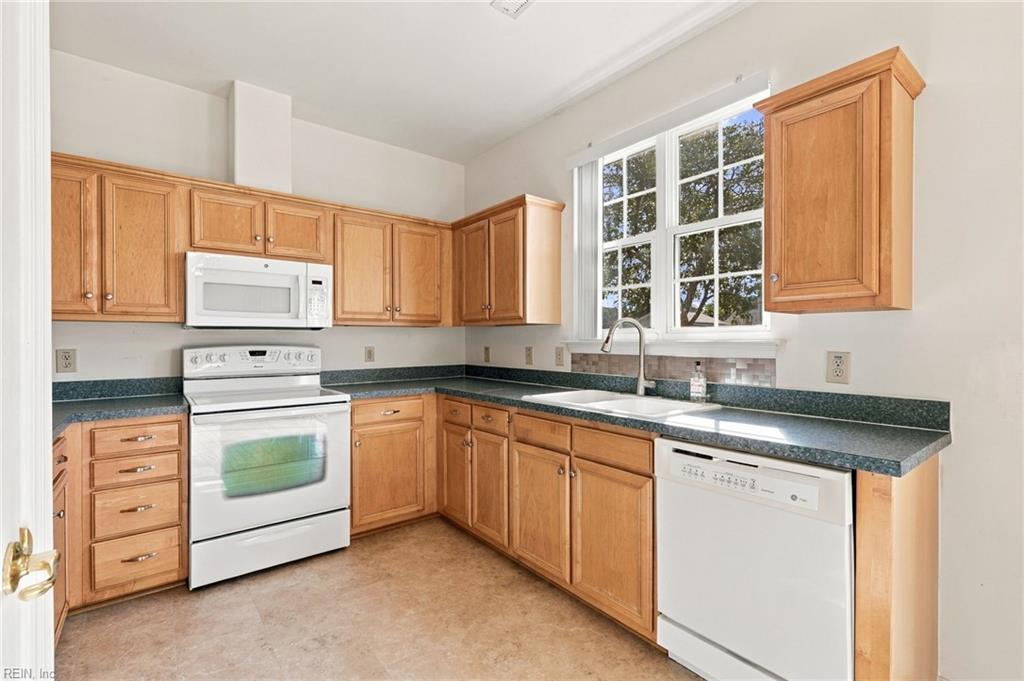 104 Bishops Rch Property Photo 8