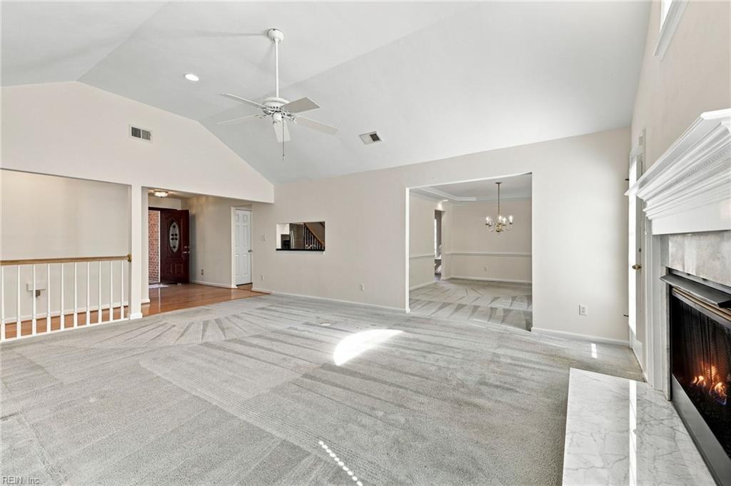 2728 Springhaven Dr Property Photo 6