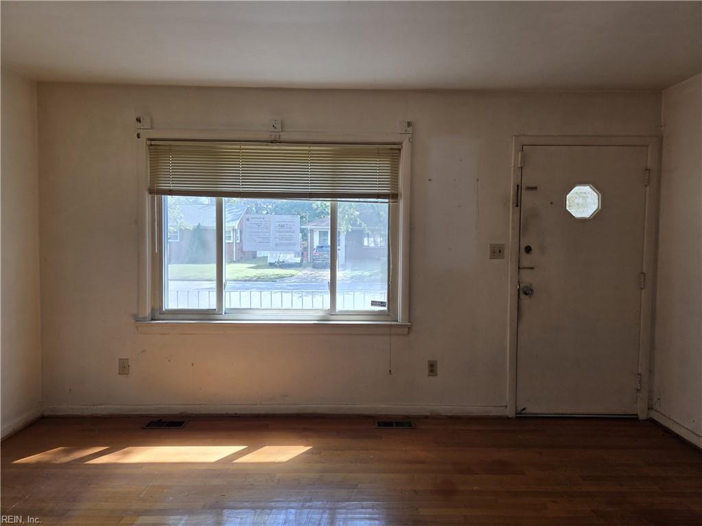 4114 Candlewood Dr Property Photo 4