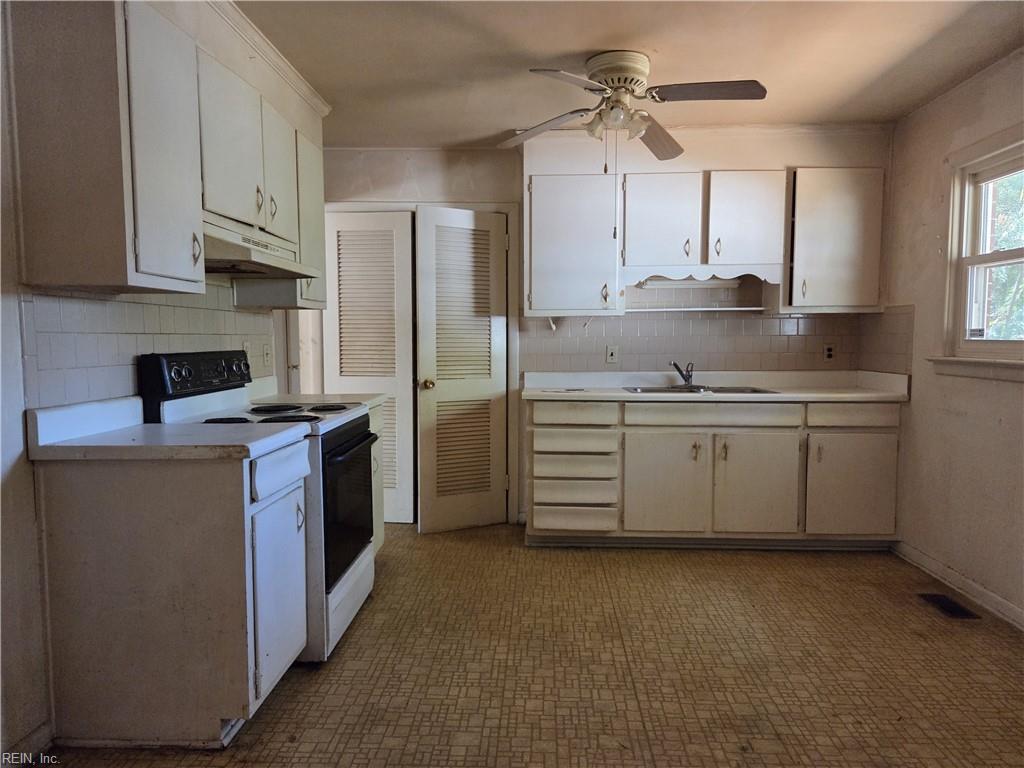 4114 Candlewood Dr Property Photo 8