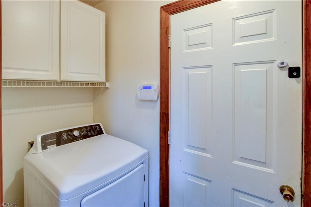 144 Lane Cres Property Photo 14
