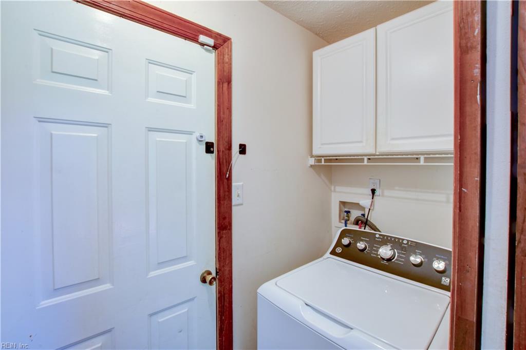 144 Lane Cres Property Photo 15