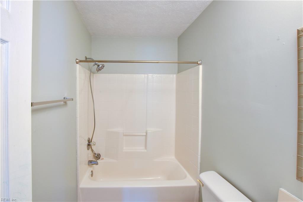 144 Lane Cres Property Photo 18