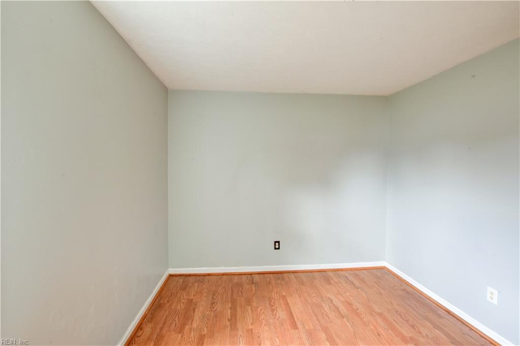 144 Lane Cres Property Photo 26