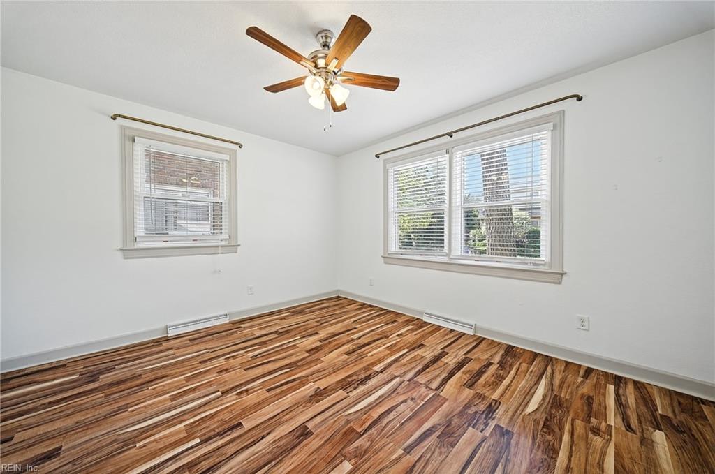 4914 Newport Ave Property Photo 14
