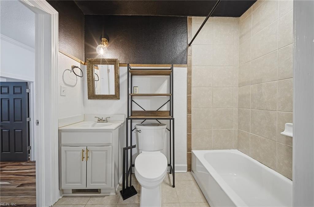 4914 Newport Ave Property Photo 20
