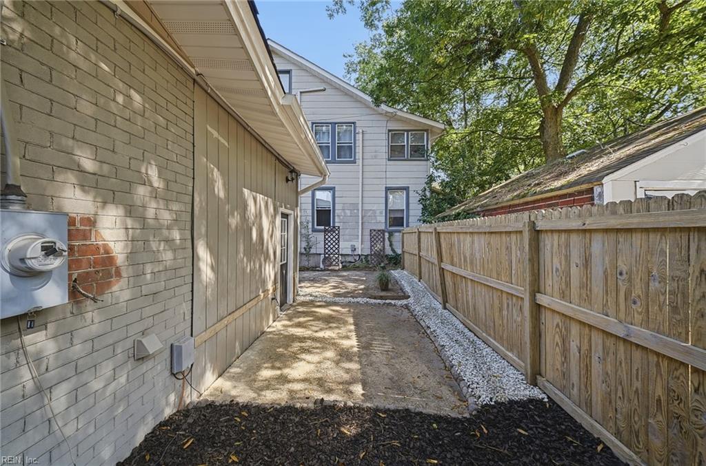 4914 Newport Ave Property Photo 30