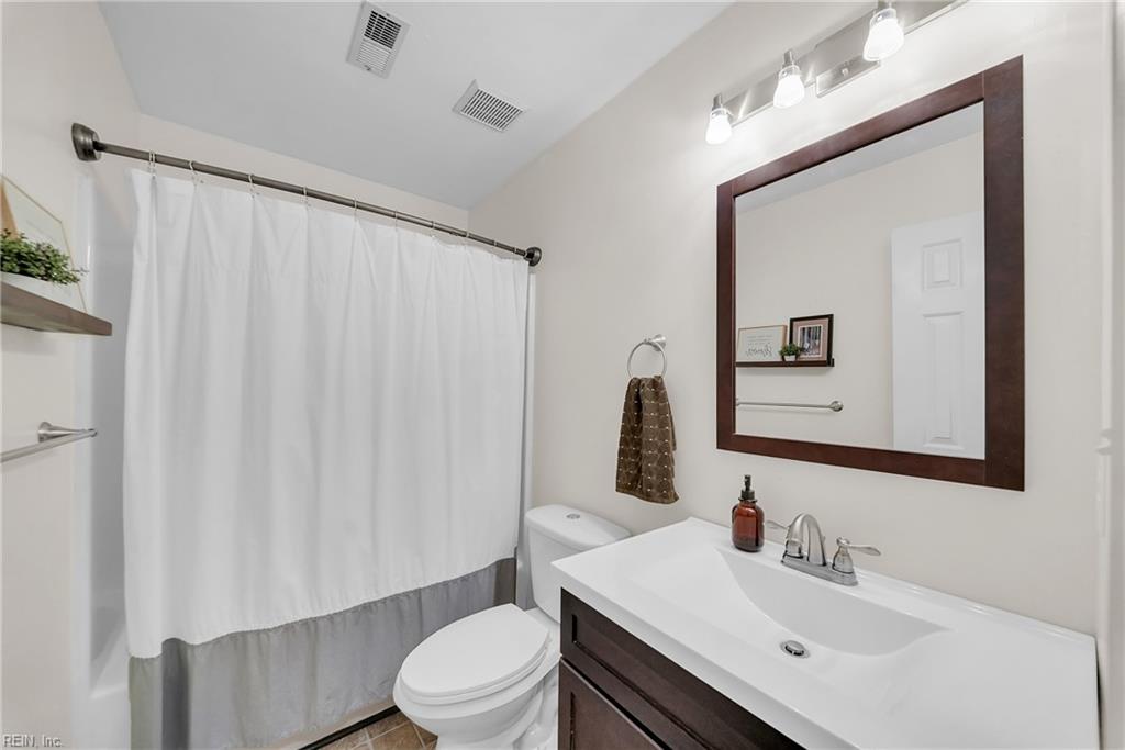 807 Brandsby Ct Property Photo 34