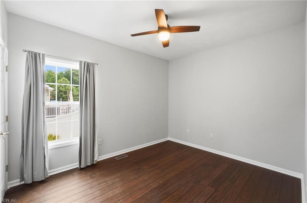522 Bells Hollow Ct Property Photo 34