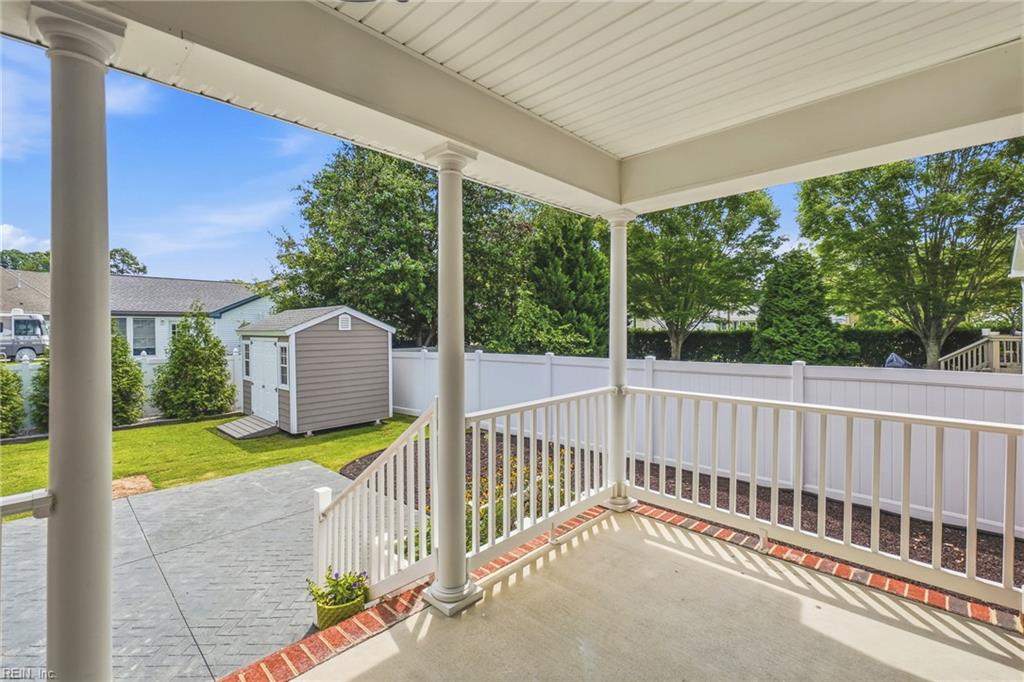 522 Bells Hollow Ct Property Photo 42