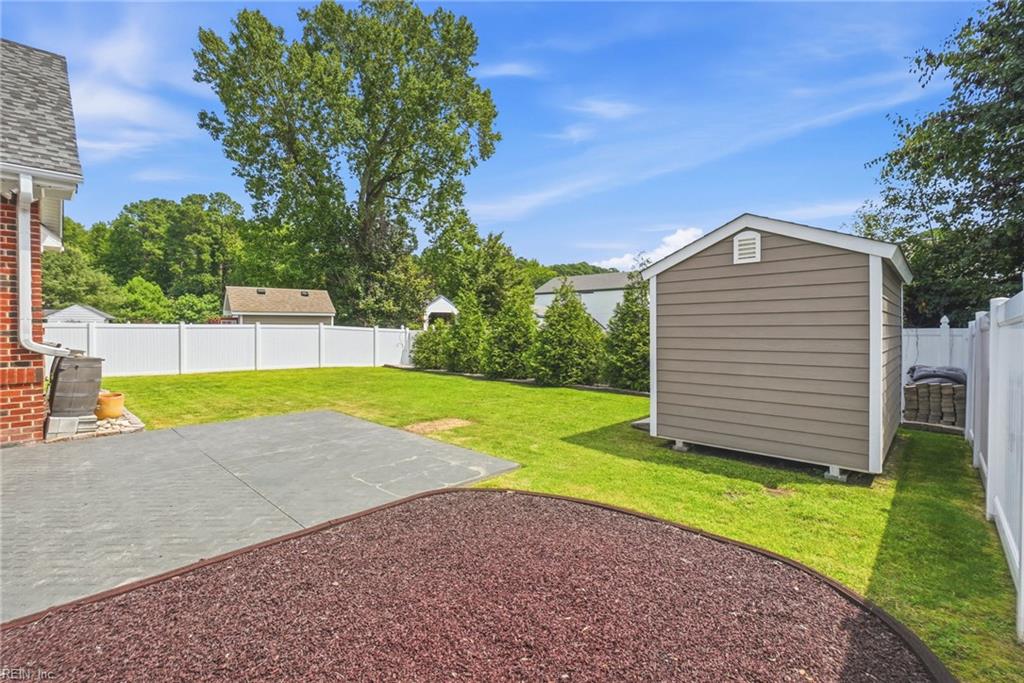 522 Bells Hollow Ct Property Photo 46