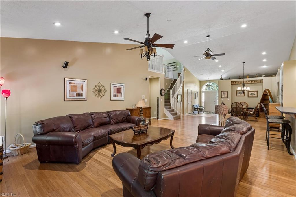 10142 Bolling Blvd Property Photo 13