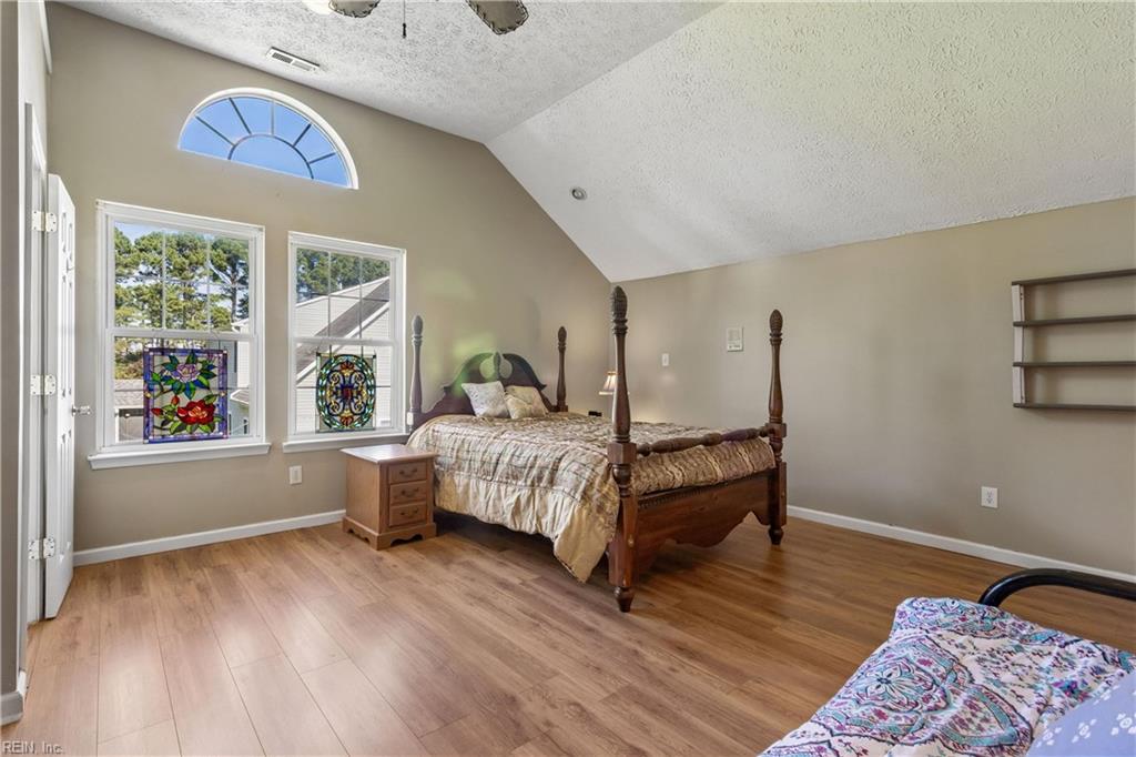 10142 Bolling Blvd Property Photo 24