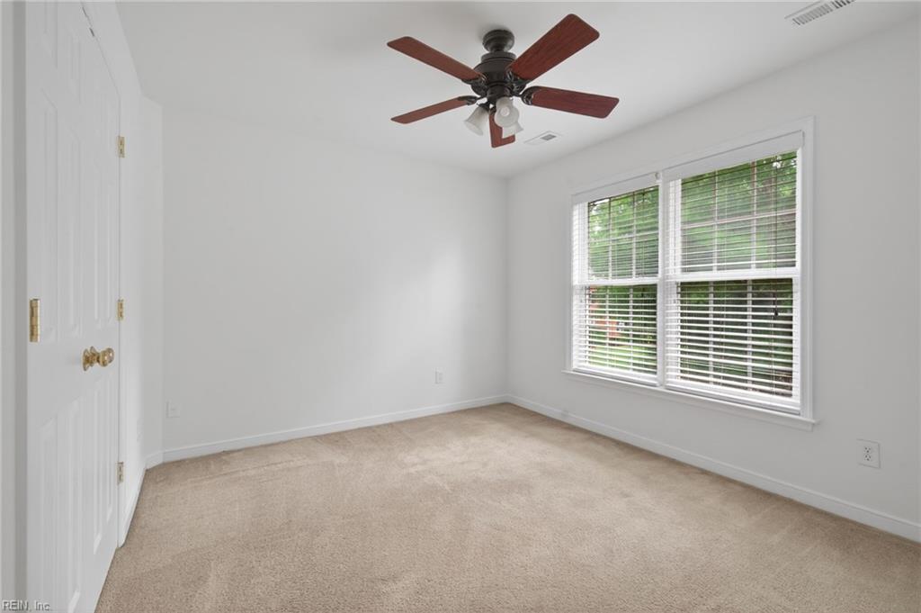 115 Yacht Ct Property Photo 38