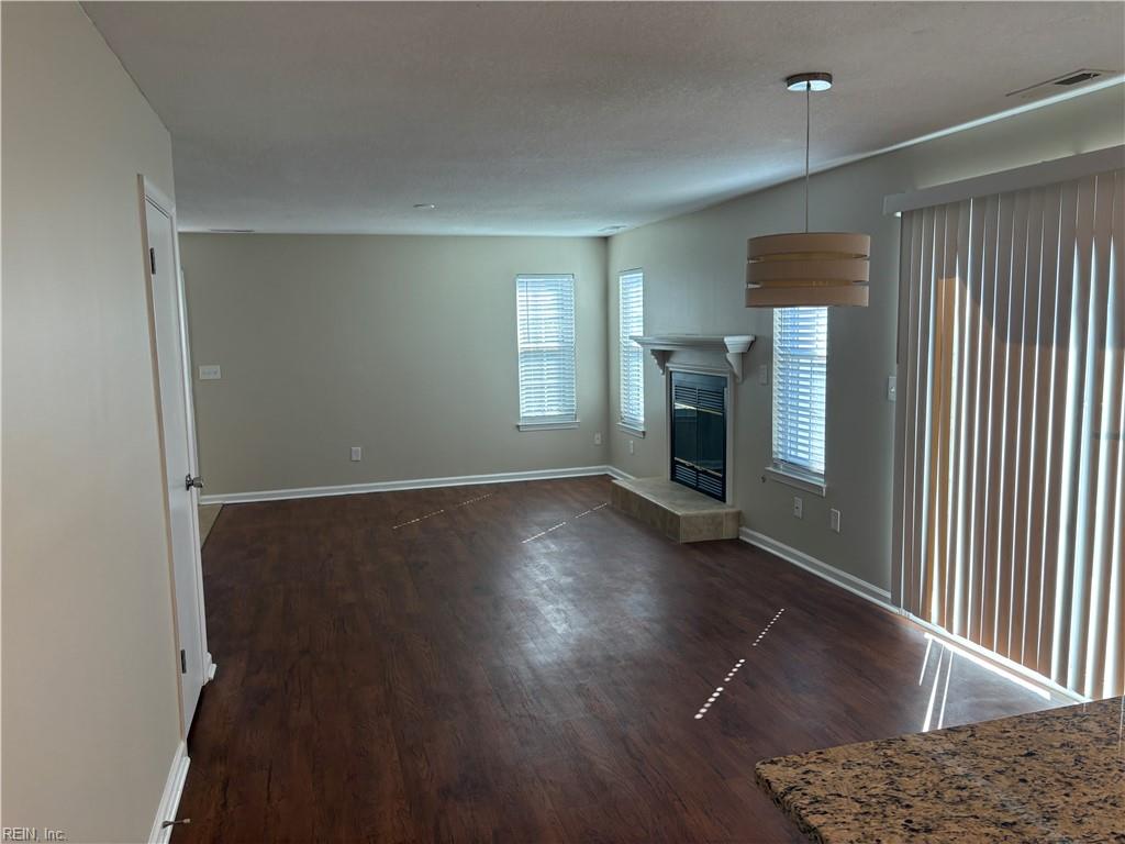 4422 Segovia Ct Property Photo 5