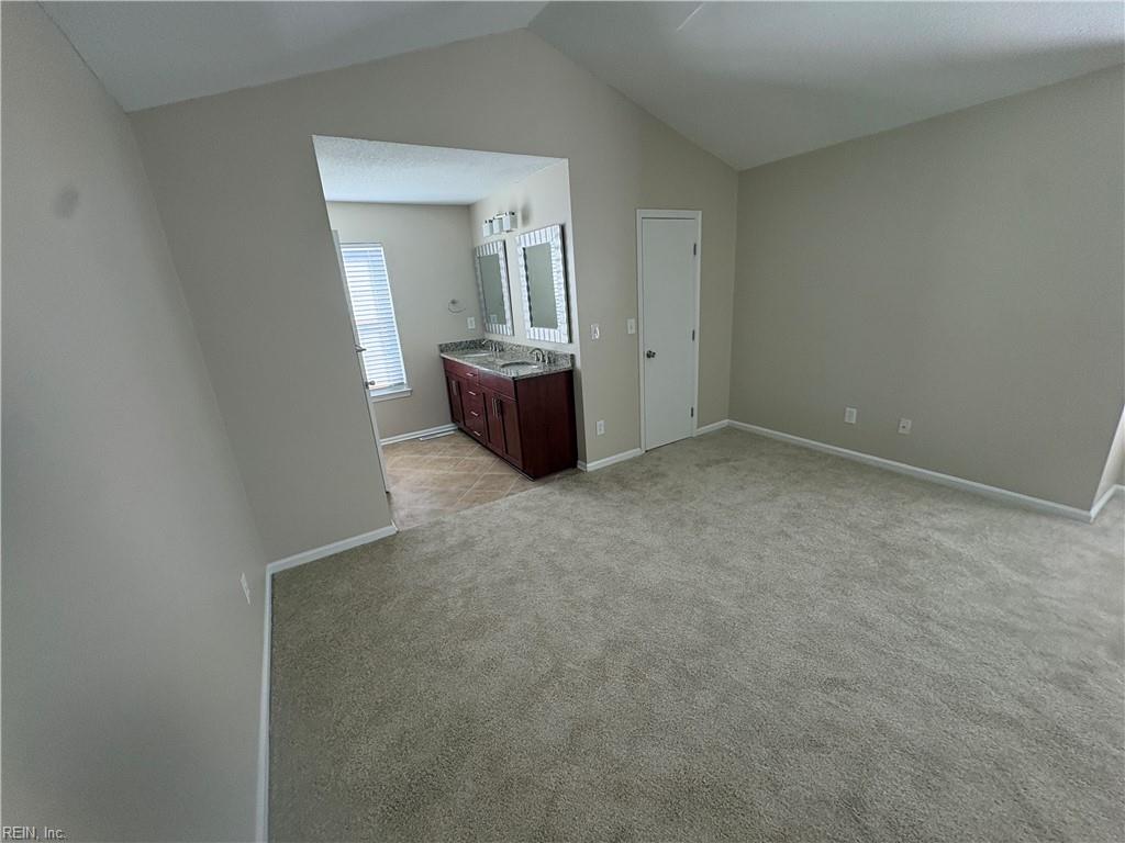 4422 Segovia Ct Property Photo 10