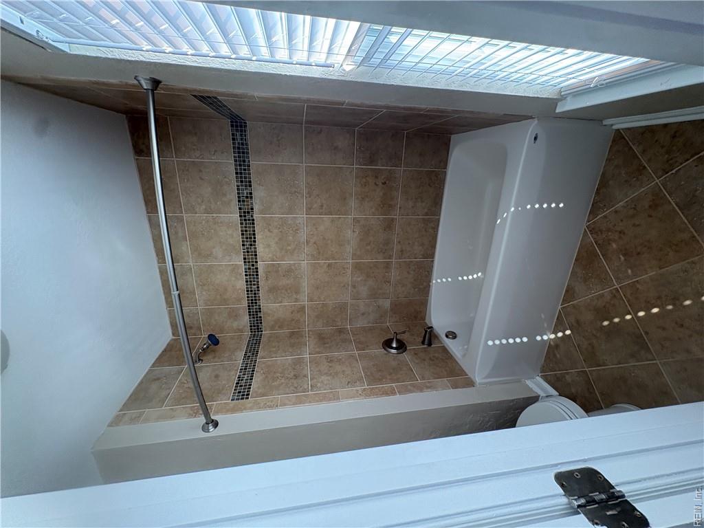 4422 Segovia Ct Property Photo 11