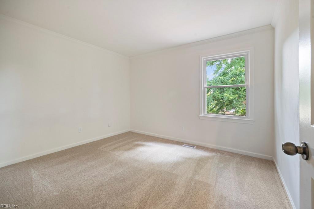 925 Sedley Rd Property Photo 16