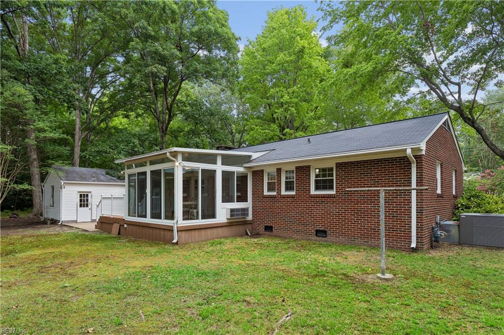 214 Greenland Dr Property Photo 27