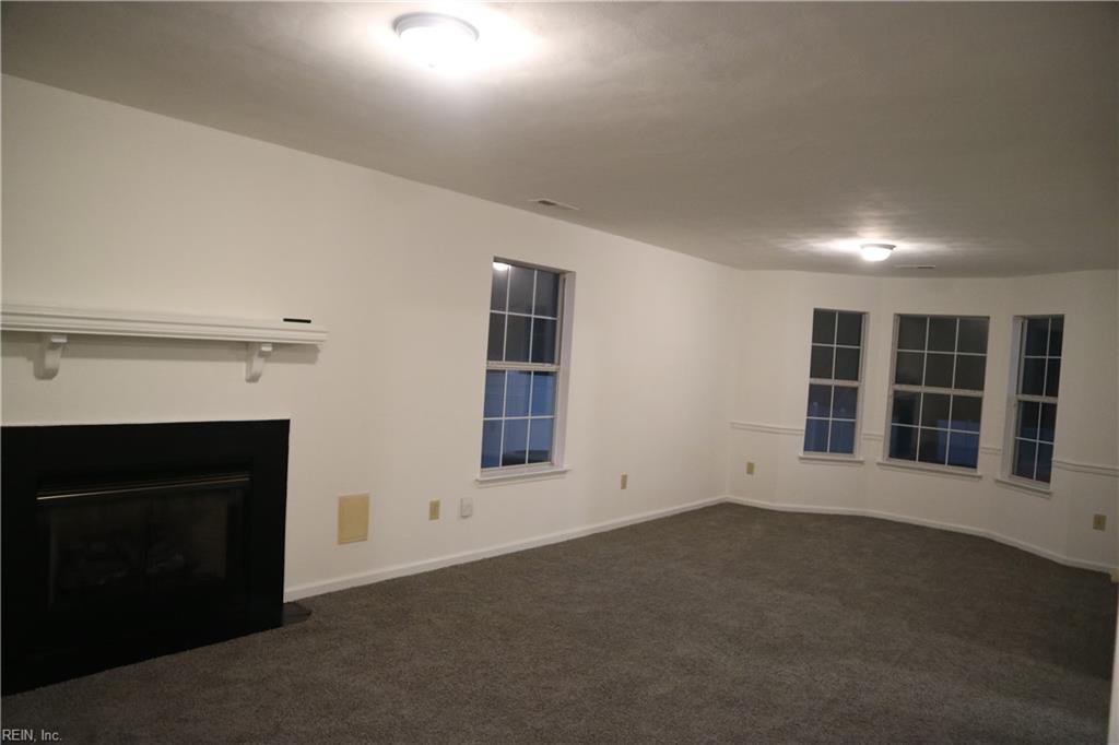 420 Collier Crst Property Photo 6