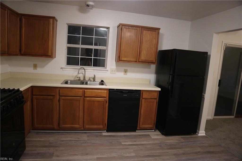 420 Collier Crst Property Photo 11