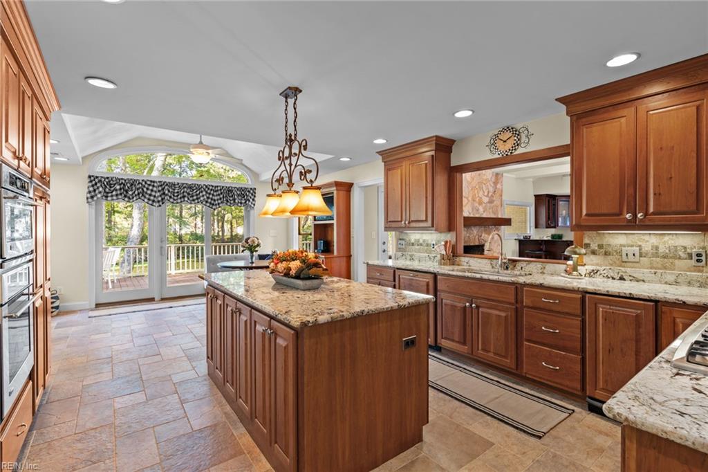1000 Truitt Ct Property Photo 4