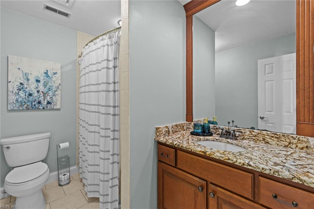 1000 Truitt Ct Property Photo 17