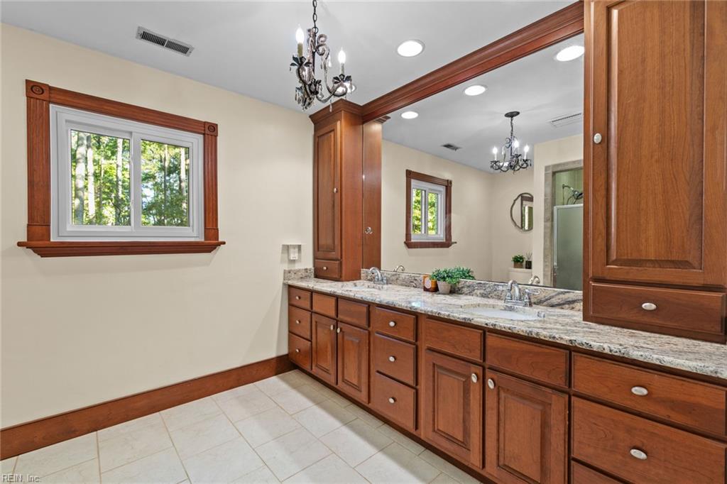 1000 Truitt Ct Property Photo 18