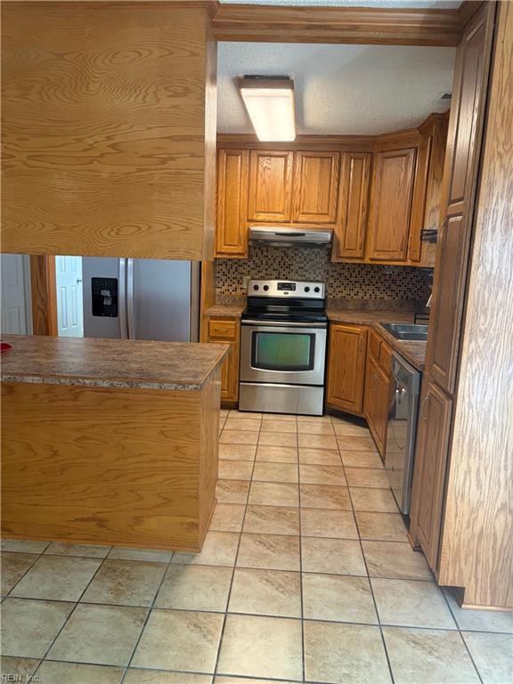 159 N Hall Way Property Photo 4