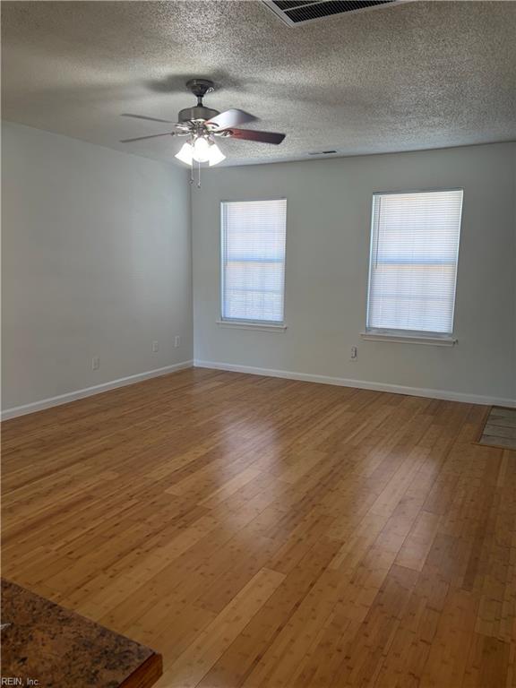 159 N Hall Way Property Photo 6