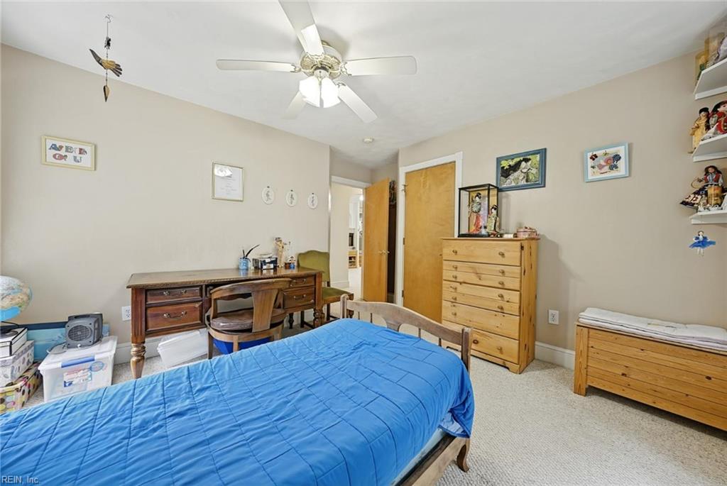 214 Sir Oliver Rd Property Photo 26
