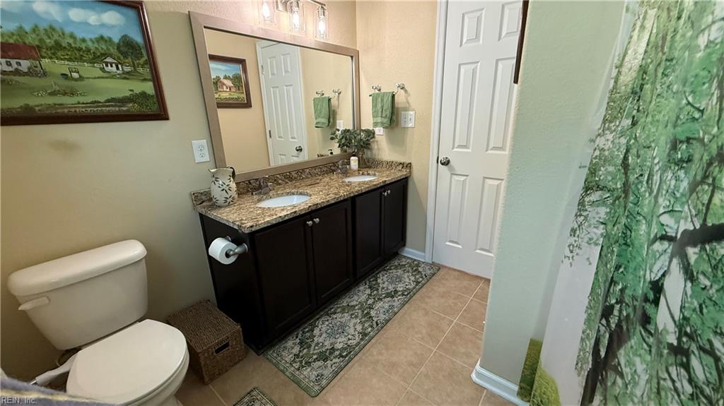 136 Filbert St Property Photo 31