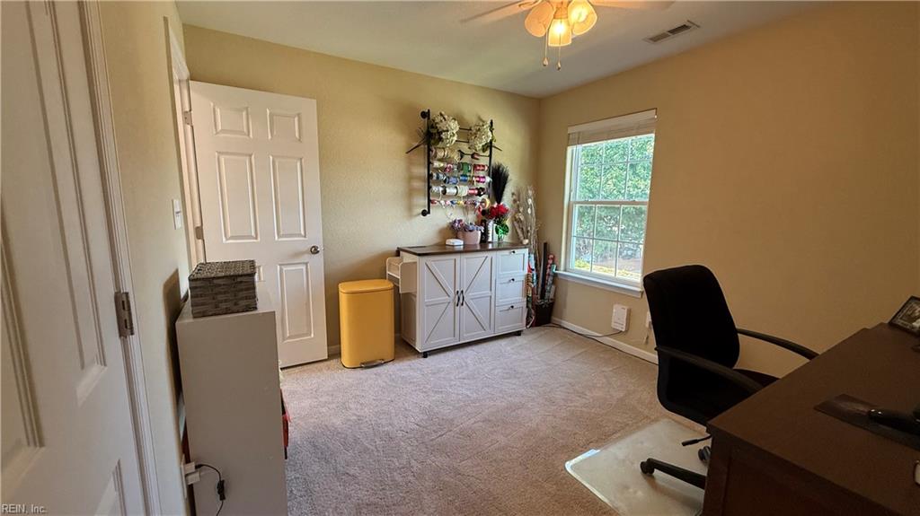 136 Filbert St Property Photo 34