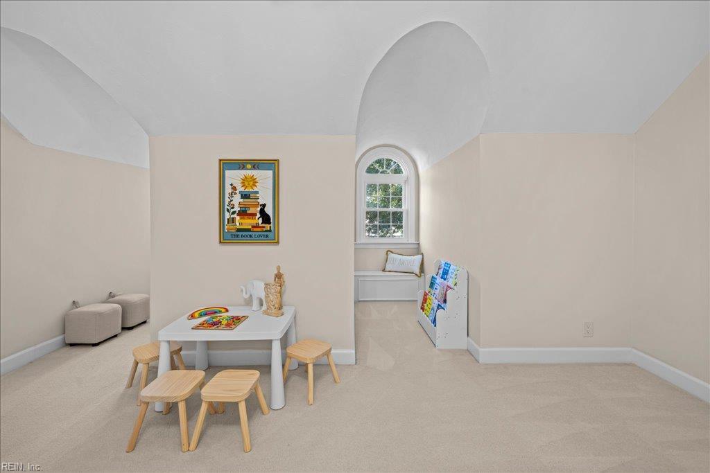 20 Southall Lndg Property Photo 28