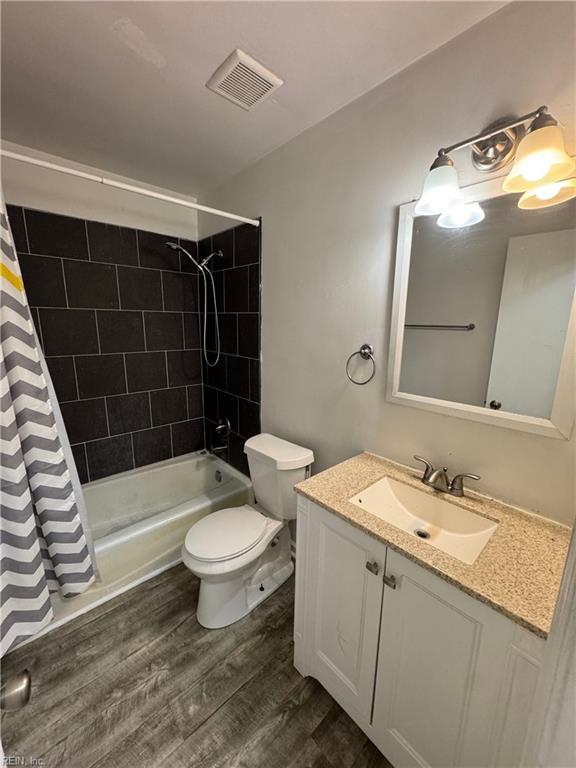 4308 Tides Ct Property Photo 9