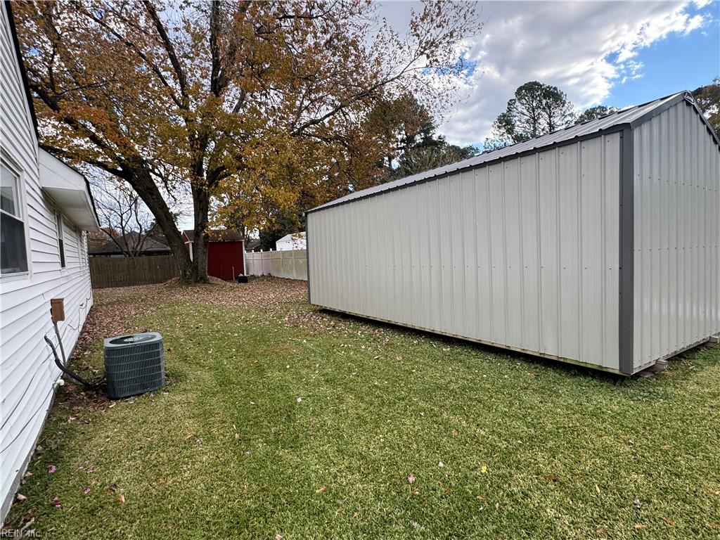 4713 Clintwood Dr Property Photo 16