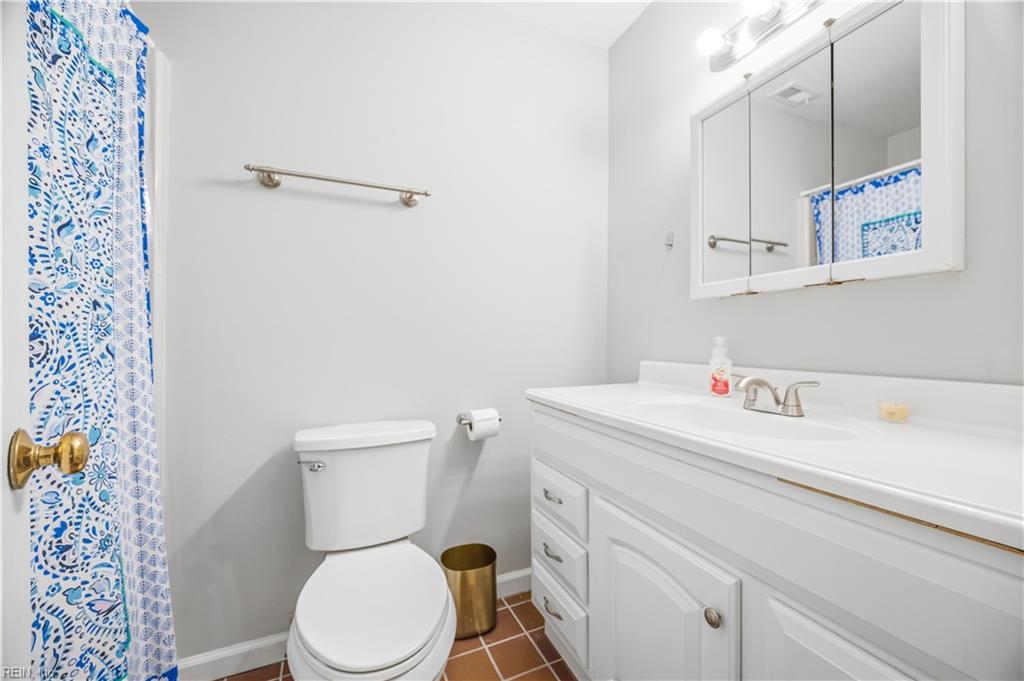 2306 Kingbird Ln Property Photo 17