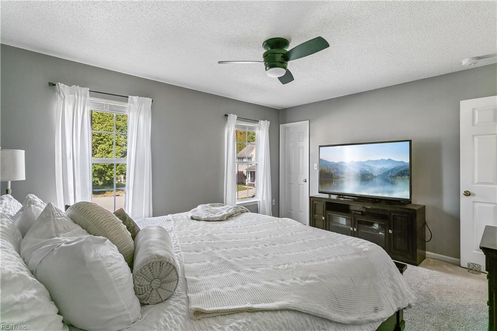 28 Gallaer Ct Property Photo 9
