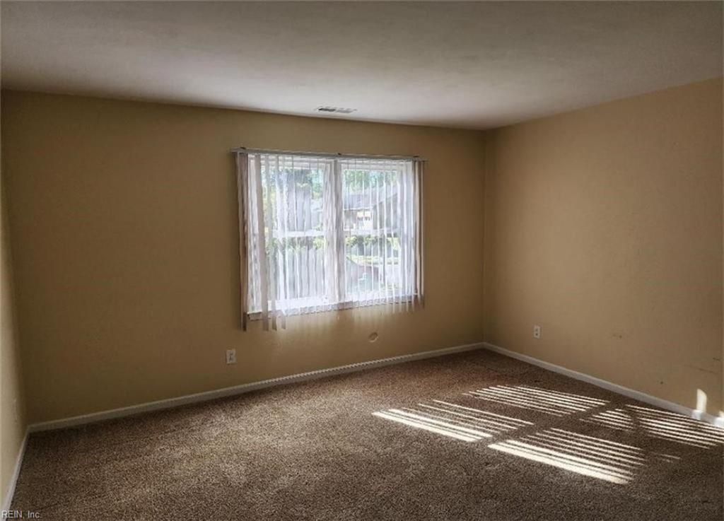 537 Mossycup Dr Property Photo 10