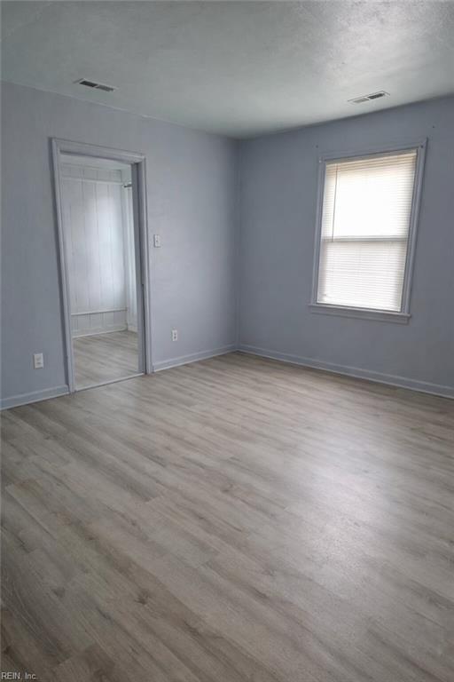 714 Grove St Property Photo 14
