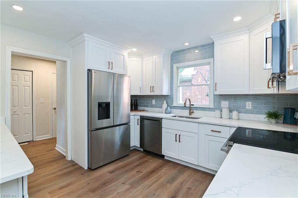1109 Buckingham AVE Property Photo 1