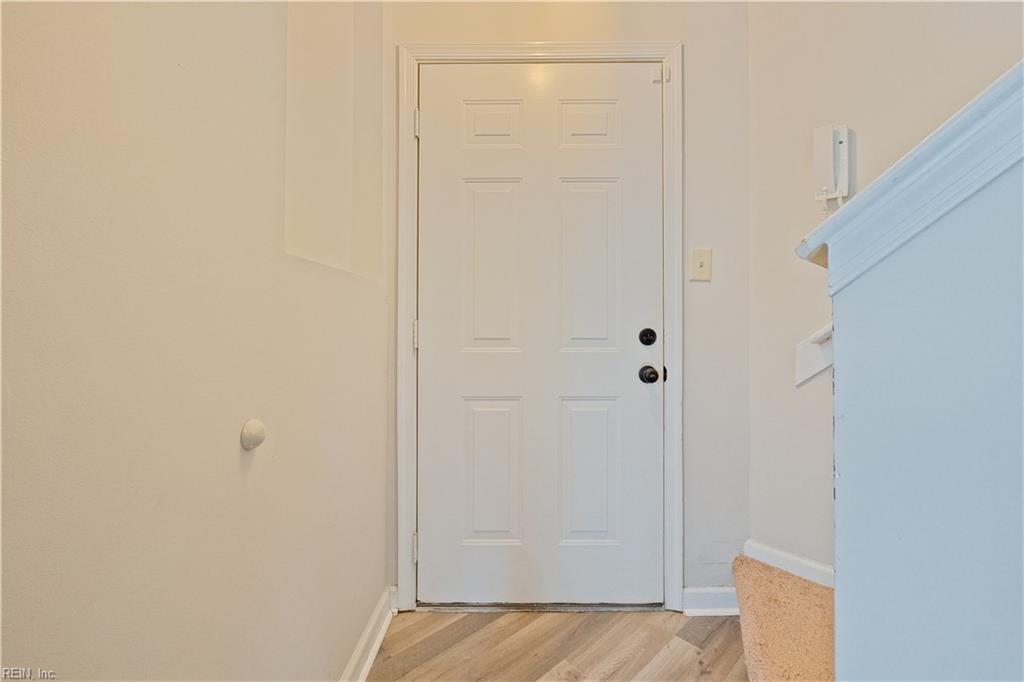 12811 Daybreak Cir Property Photo 5