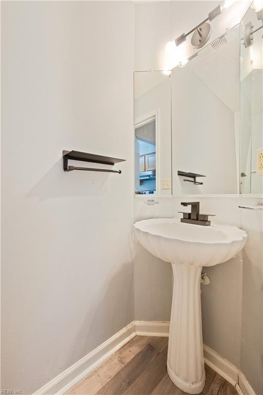 12811 Daybreak Cir Property Photo 7
