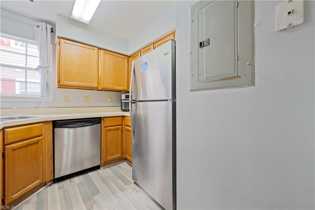 12811 Daybreak Cir Property Photo 10