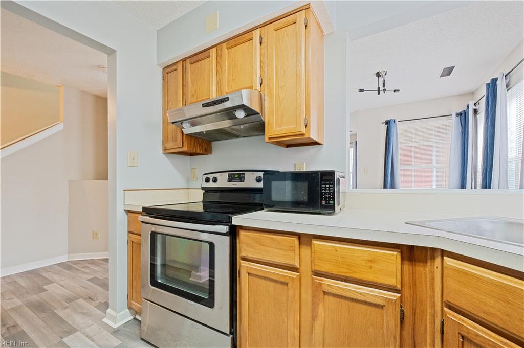 12811 Daybreak Cir Property Photo 11