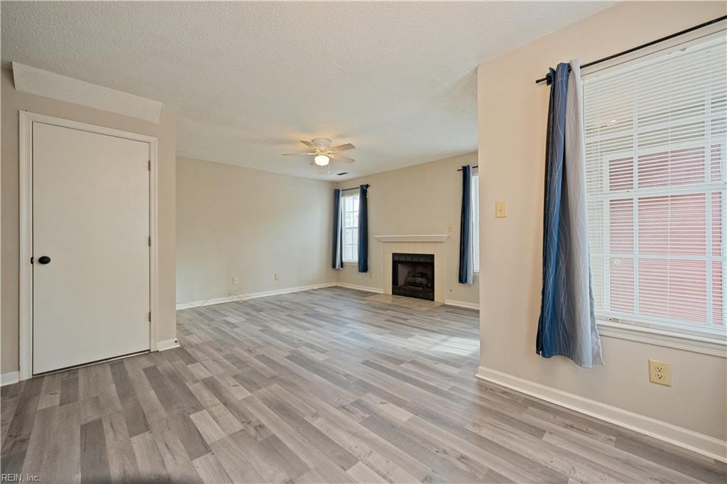 12811 Daybreak Cir Property Photo 14