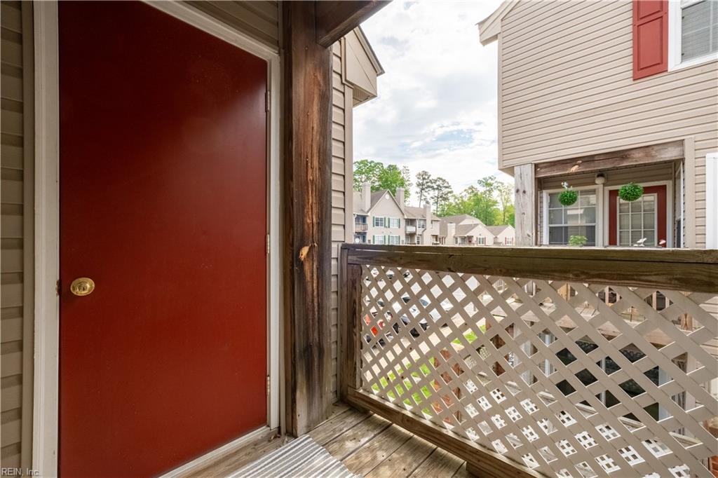 12811 Daybreak Cir Property Photo 17